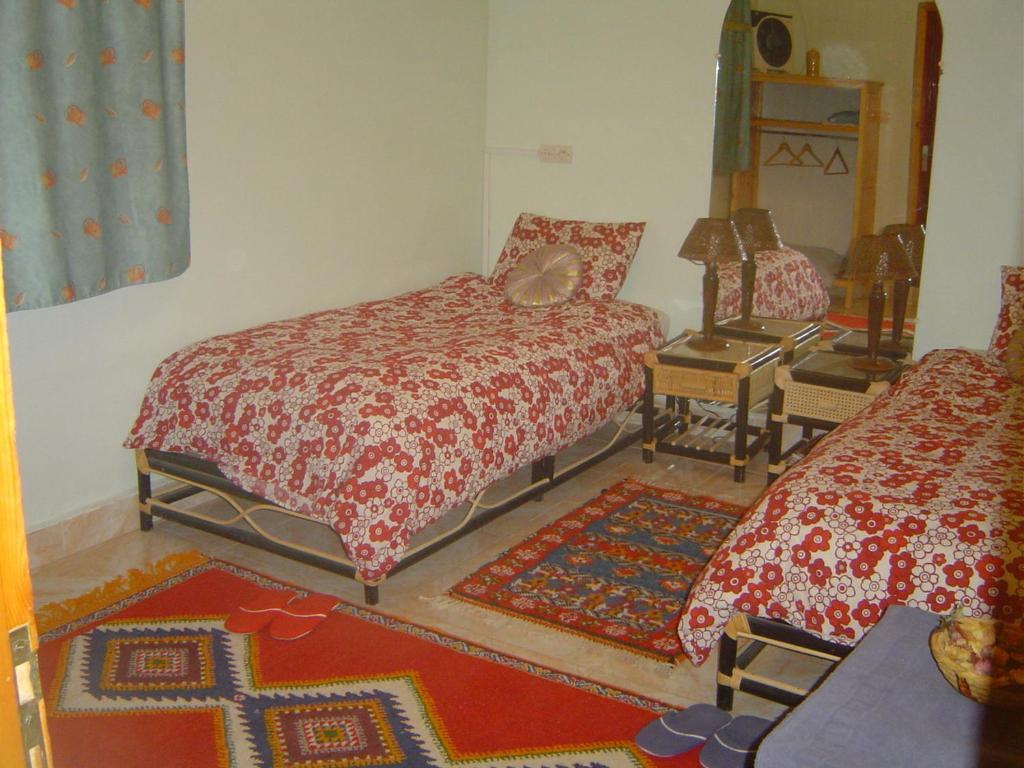 Le Temps De Vivre Bed & Breakfast วาร์ซาเซต ห้อง รูปภาพ